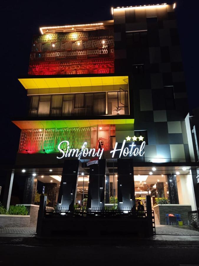 Hotel Simfony Alor Kalabahi Ngoại thất bức ảnh