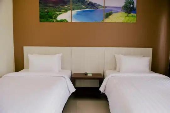 Hotel Simfony Alor Kalabahi Ngoại thất bức ảnh